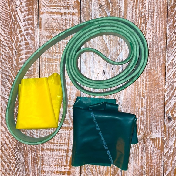 Stretching, exercise, physical therapy treatment Bands - Picture 2 of 9